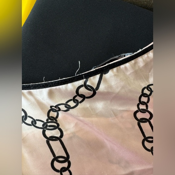 Zara Cream Graphic Long Sleeve Blouse - Picture 6 of 6